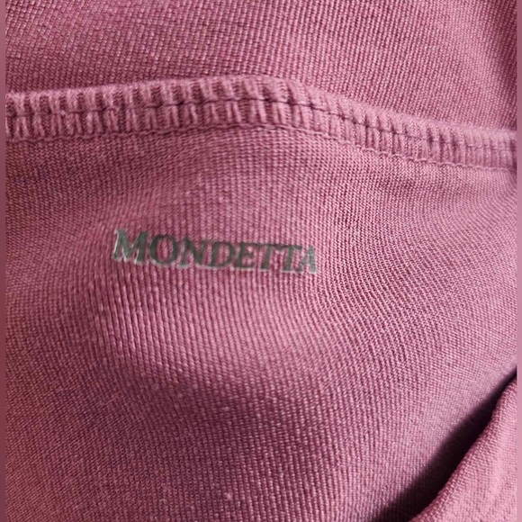 Mondetta Women’s Triangle Mesh Capri (XXL) - Picture 3 of 5